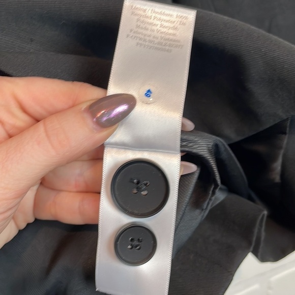 Everlane 80s Oversized Three Button Structured Black Blazer 14 - Picture 9 of 10